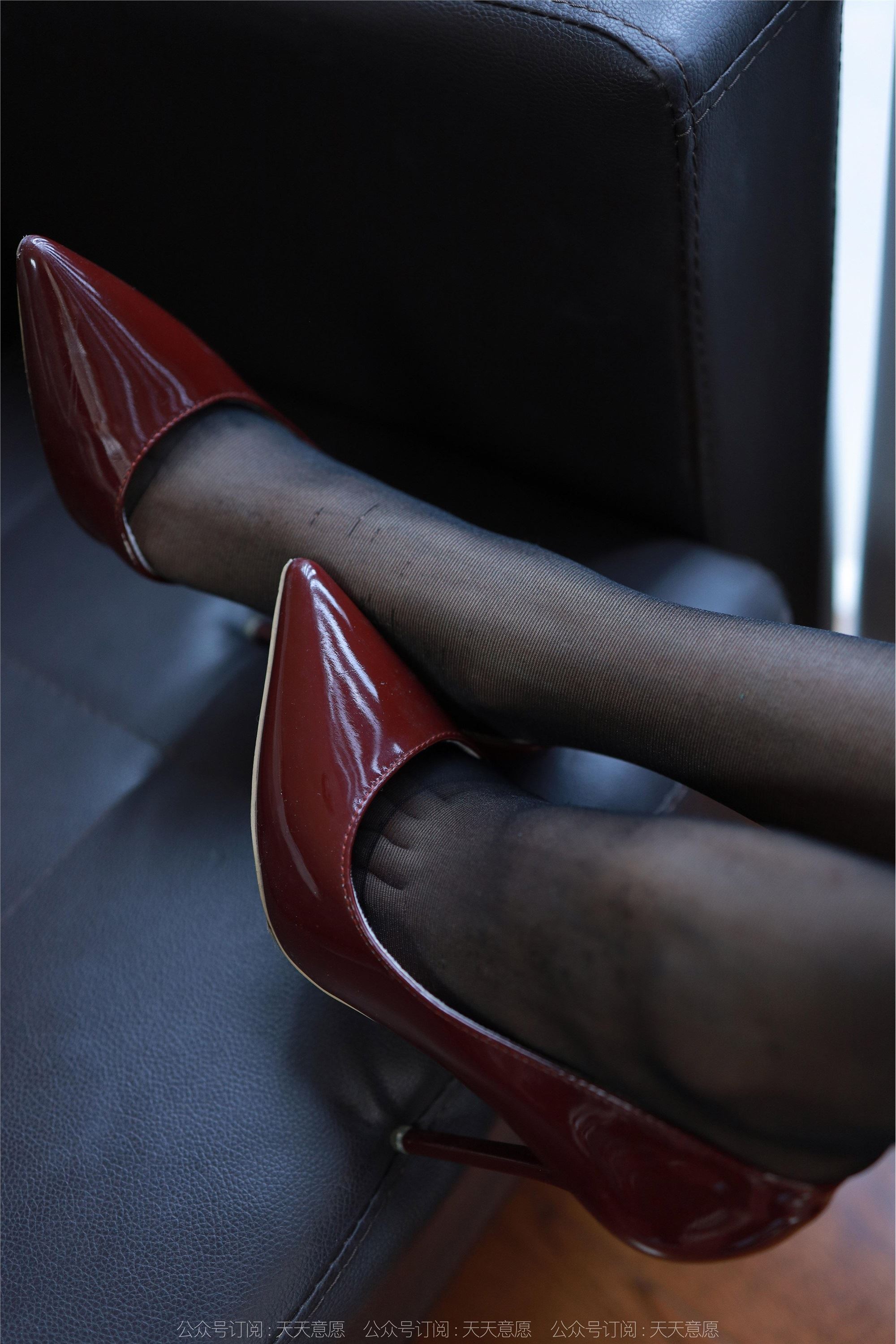 IESS异思趣向  2022.11.23 丝享家 1277 婉萍《包臀皮裙》